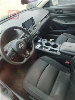 نيسان ألتيما